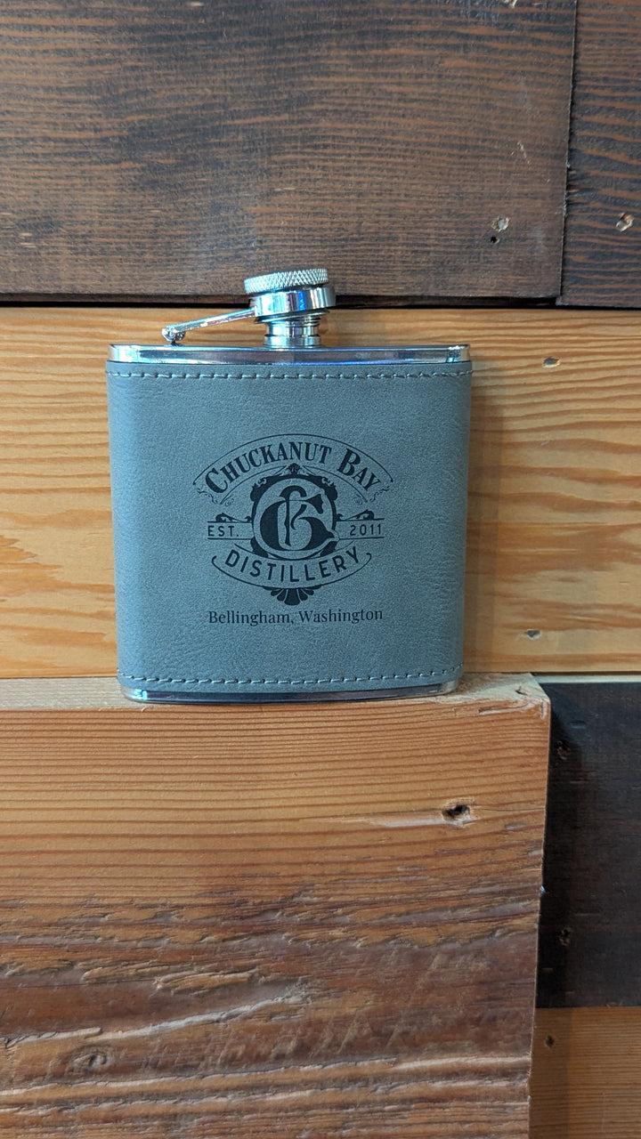 Leather Chuckanut Bay Flask (6oz)